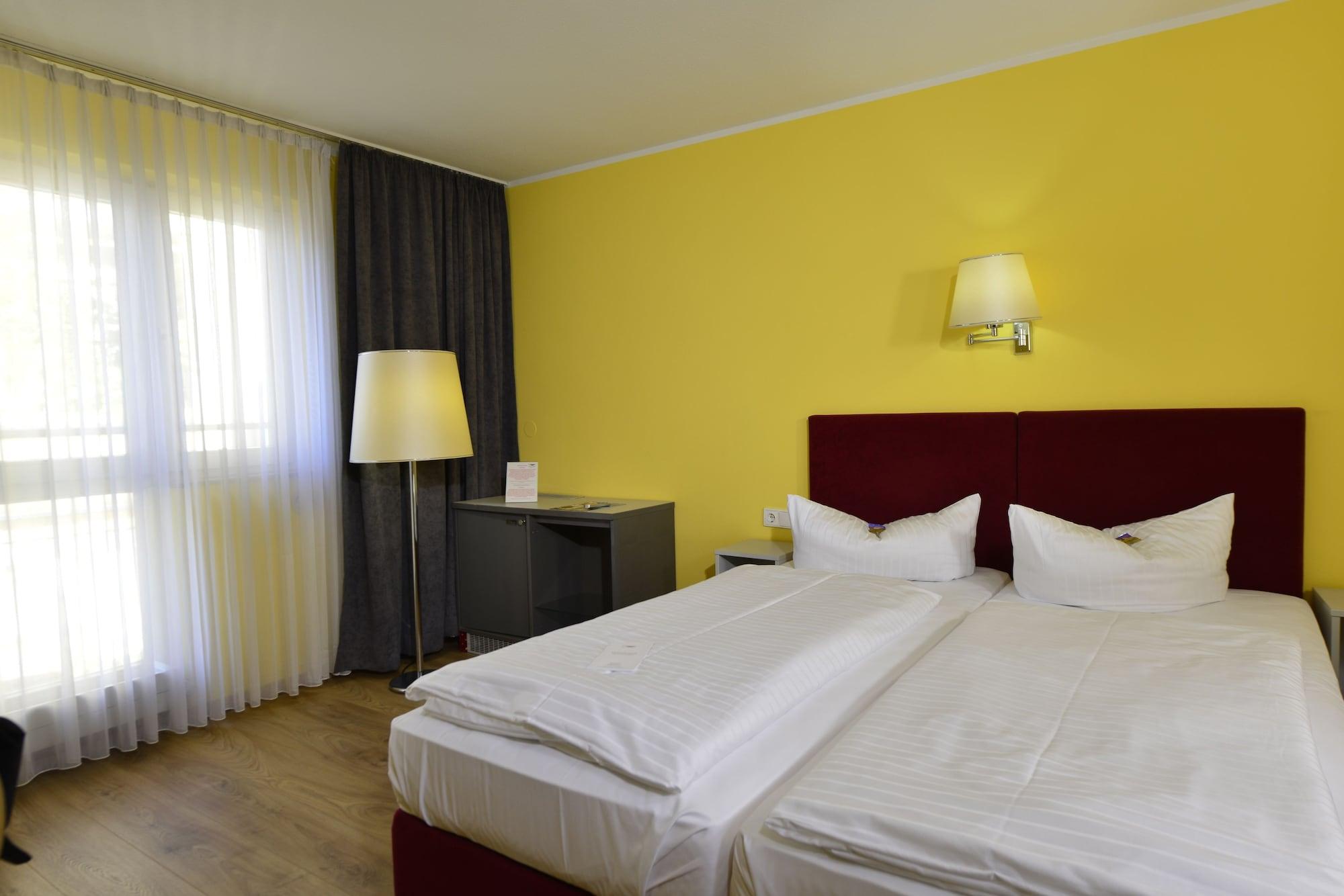 Invite Hotel Nuernberg City Екстериор снимка