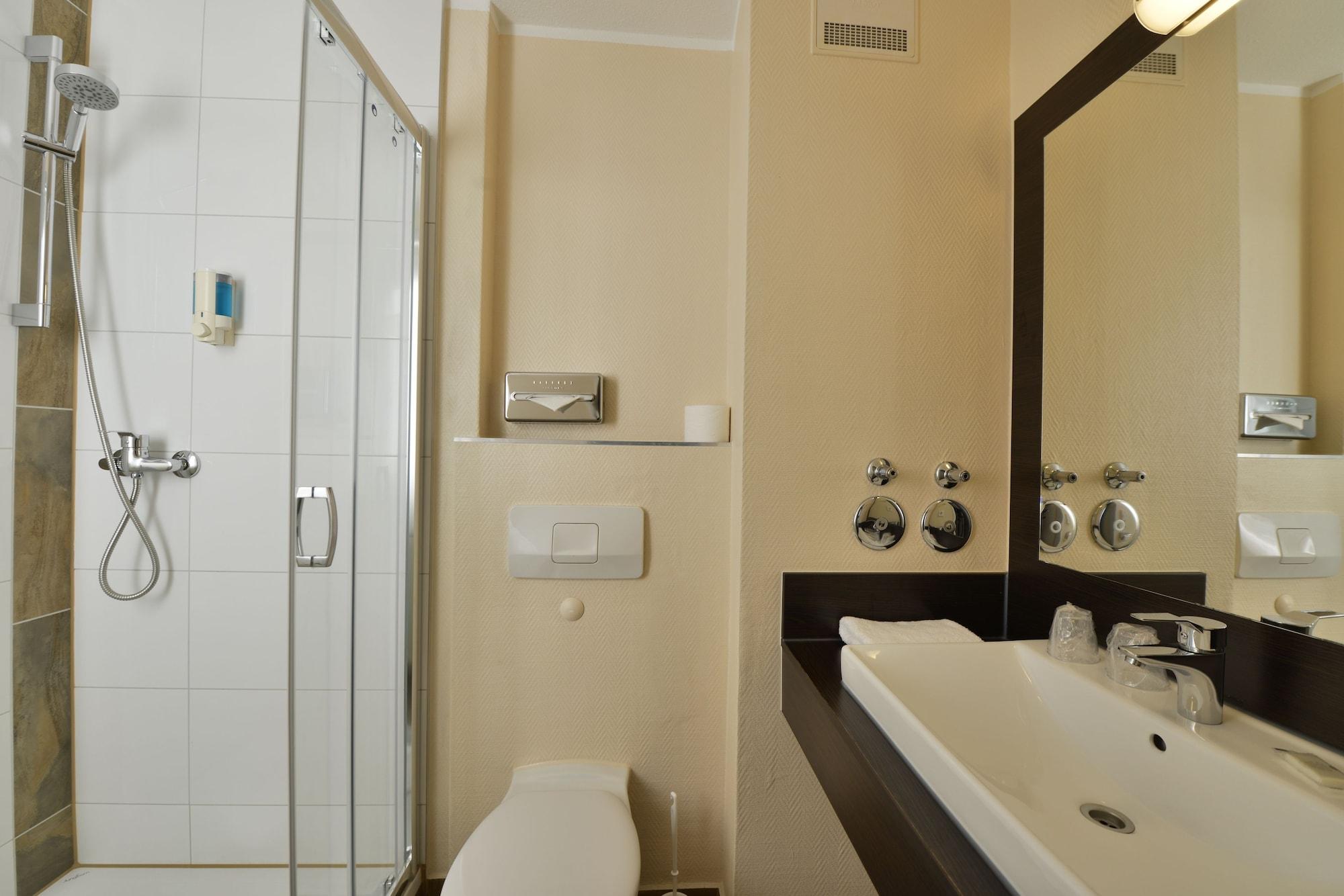 Invite Hotel Nuernberg City Екстериор снимка