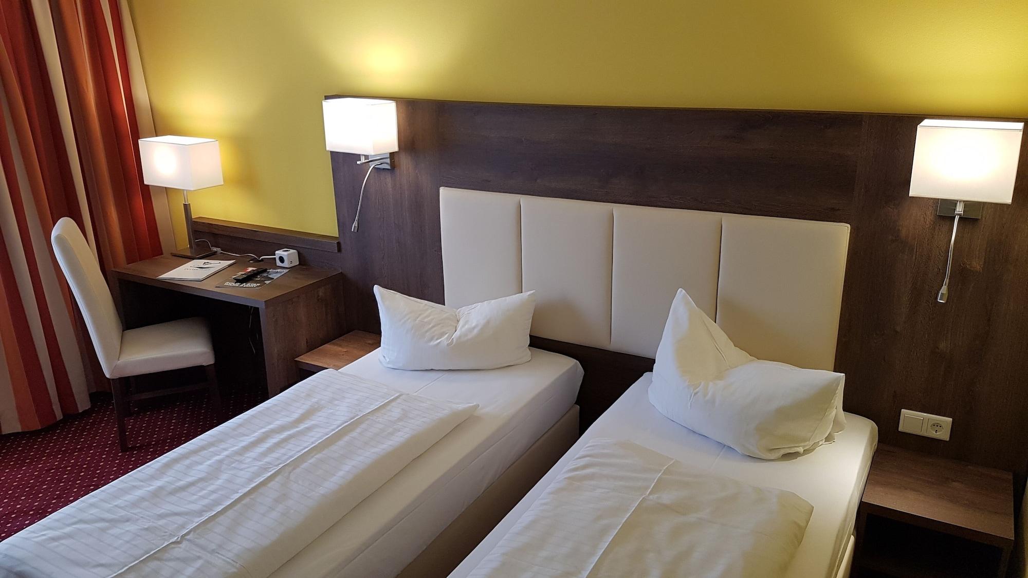 Invite Hotel Nuernberg City Екстериор снимка