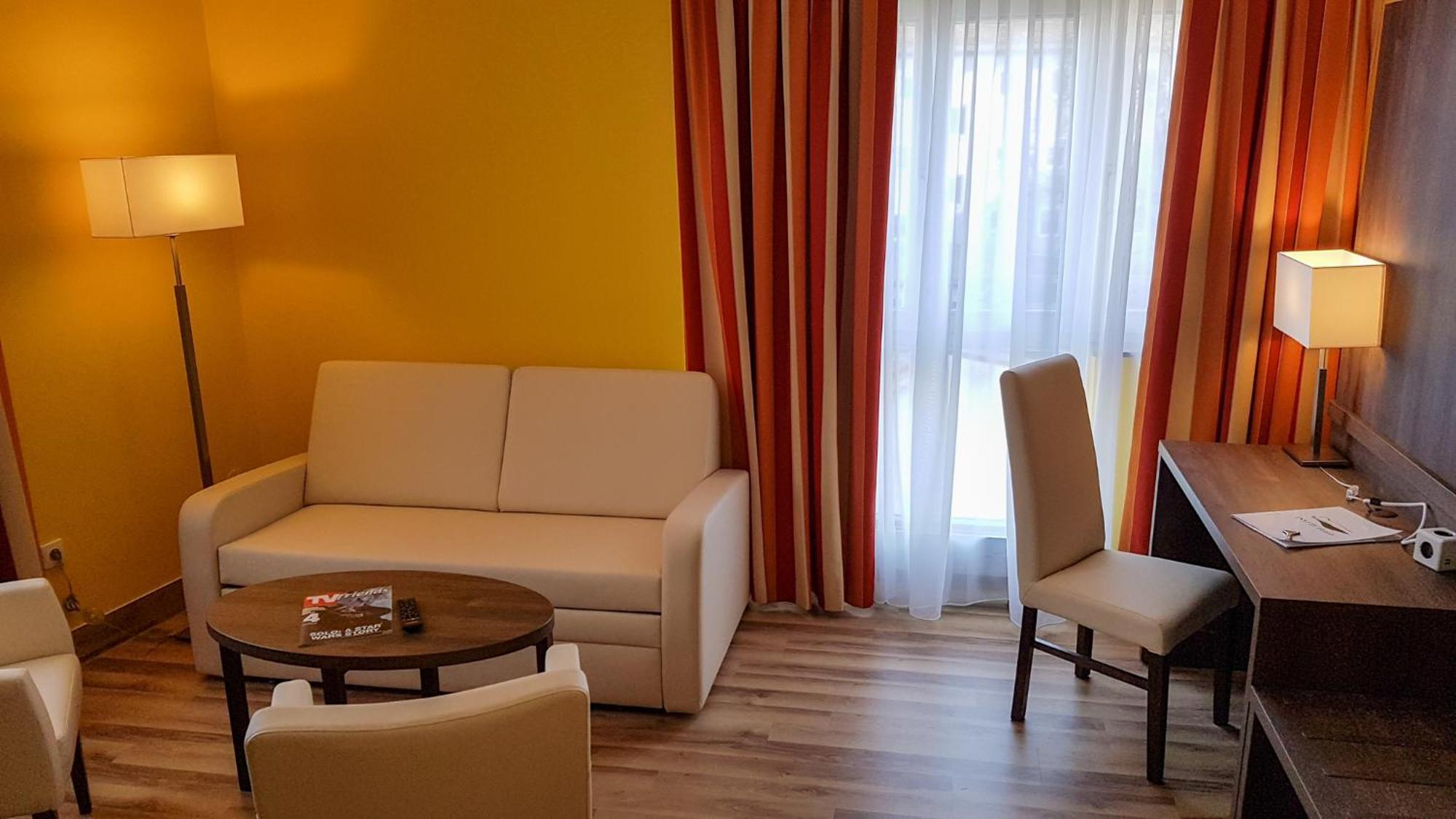 Invite Hotel Nuernberg City Екстериор снимка